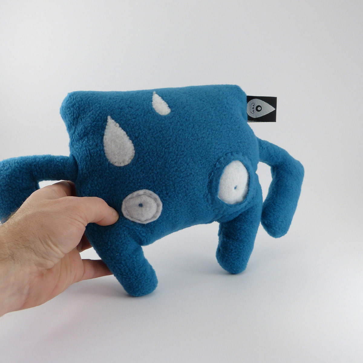 Badablou plush monstrcool by Manito/Maneeto