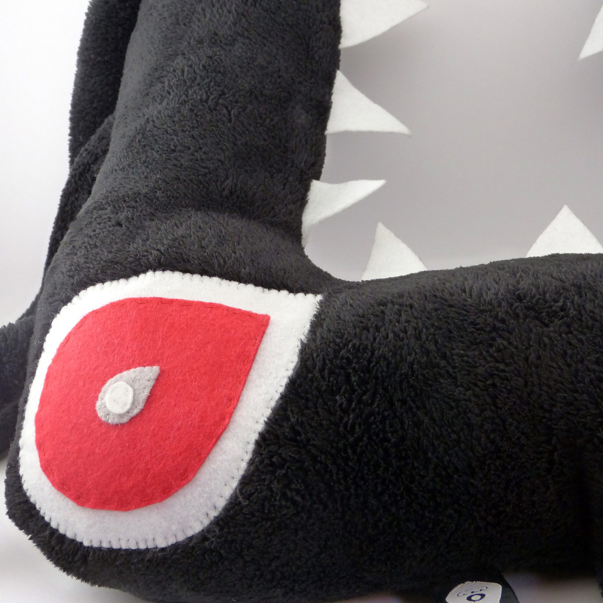 biga plush monstrcool by Manito/Maneeto